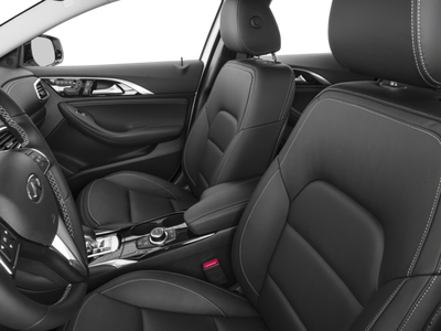 2018 INFINITI QX30 Premium