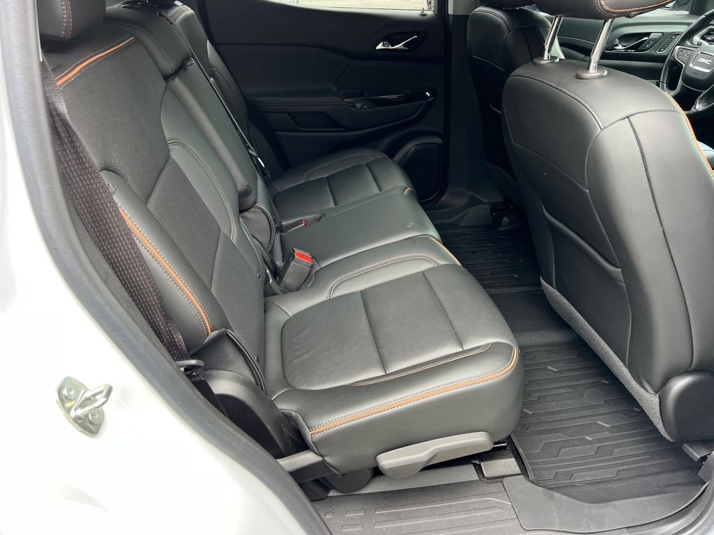 2021 GMC Acadia AT4