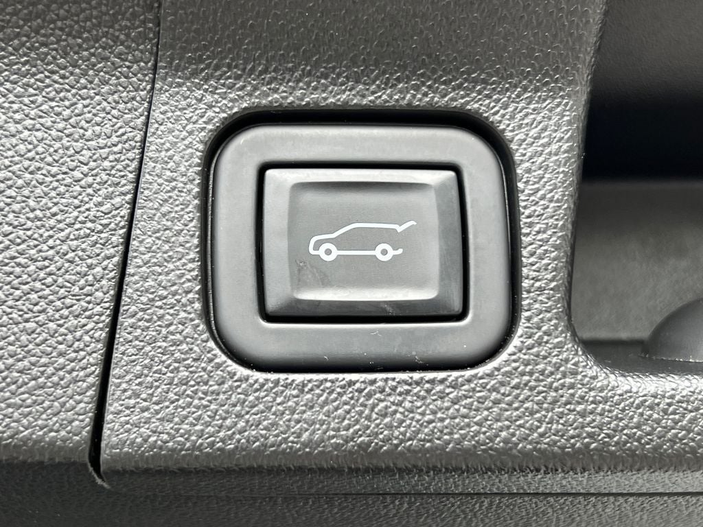 2021 GMC Acadia AT4