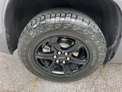 2021 GMC Acadia AT4