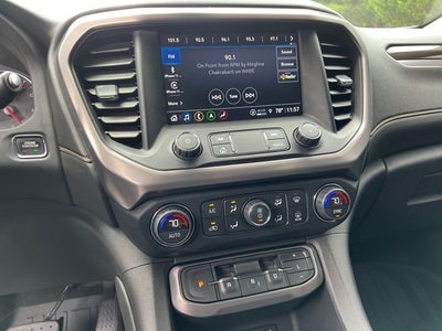 2021 GMC Acadia AT4
