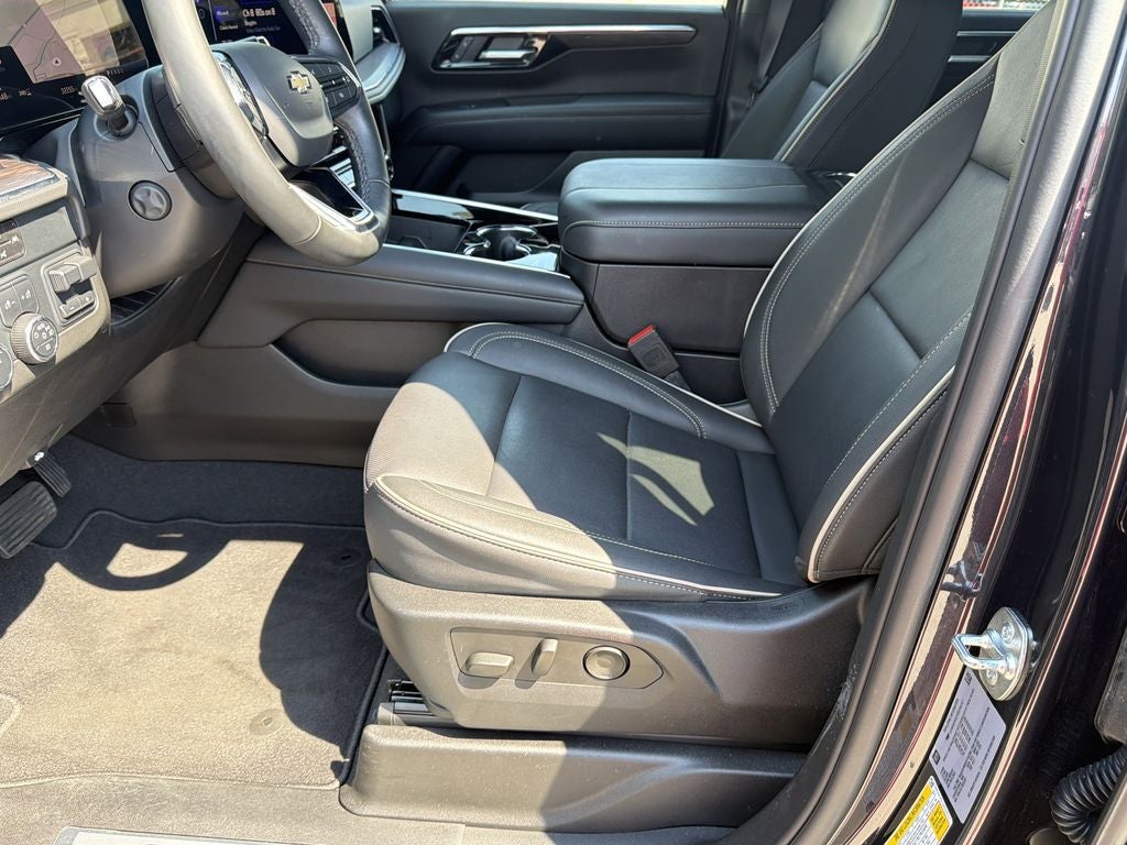 2025 Chevrolet Suburban Premier