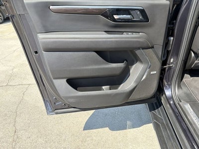 2025 Chevrolet Suburban Premier