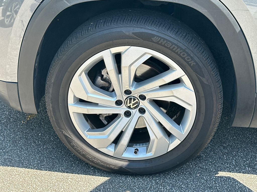 2022 Volkswagen Atlas 2.0T SE w/Technology