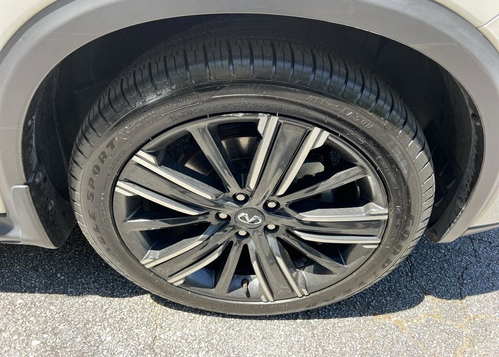 2021 INFINITI QX50 LUXE