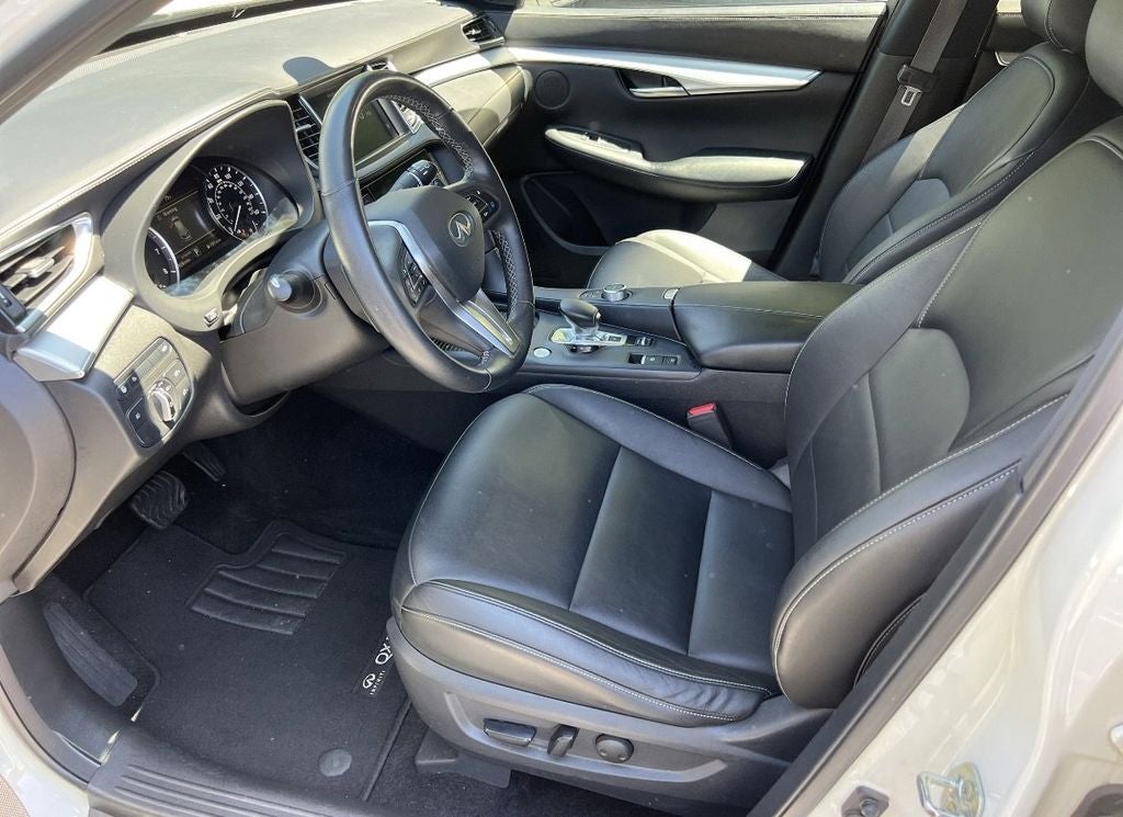 2021 INFINITI QX50 LUXE