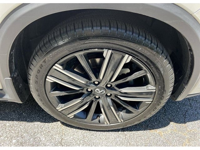 2021 INFINITI QX50 LUXE