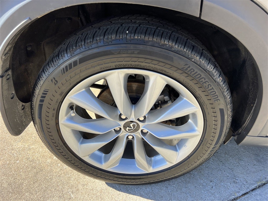 2022 INFINITI QX50 LUXE FWD