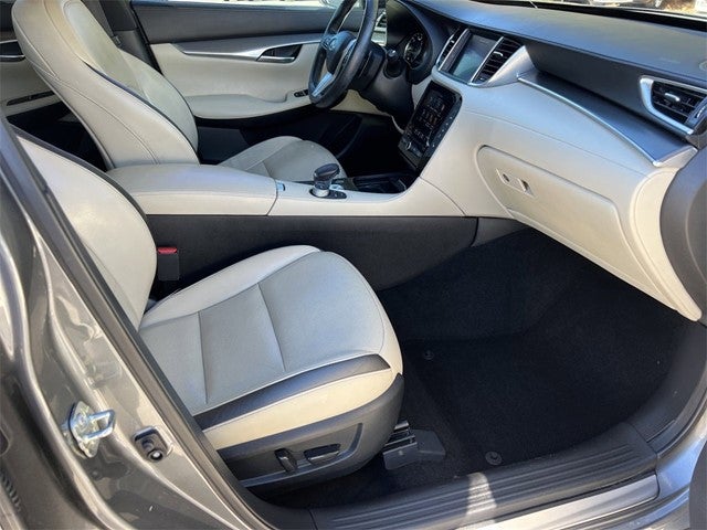 2022 INFINITI QX50 LUXE FWD