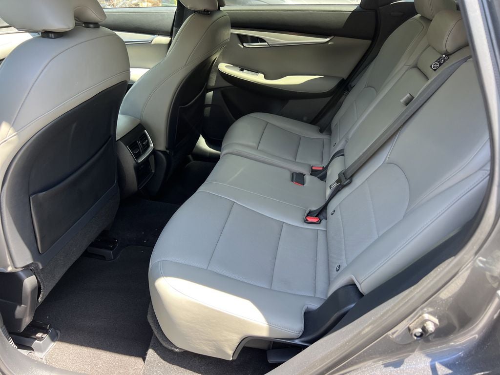 2023 INFINITI QX50 LUXE FWD
