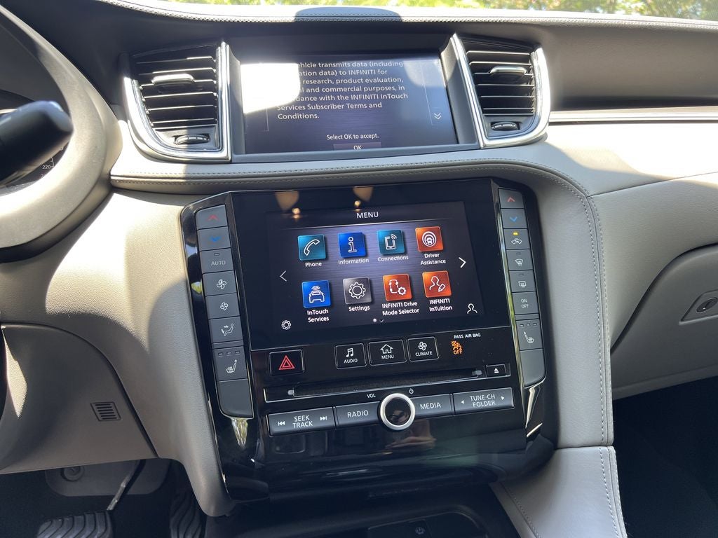 2023 INFINITI QX50 LUXE FWD