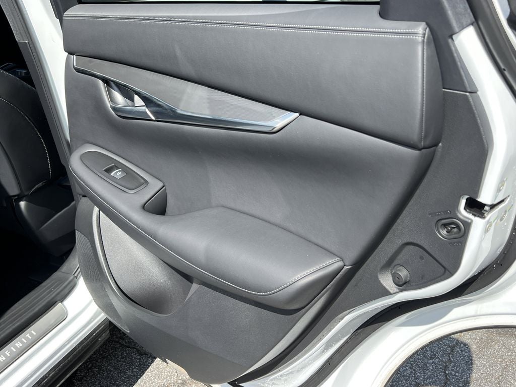2025 INFINITI QX50 LUXE AWD