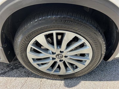 2025 INFINITI QX50 LUXE AWD