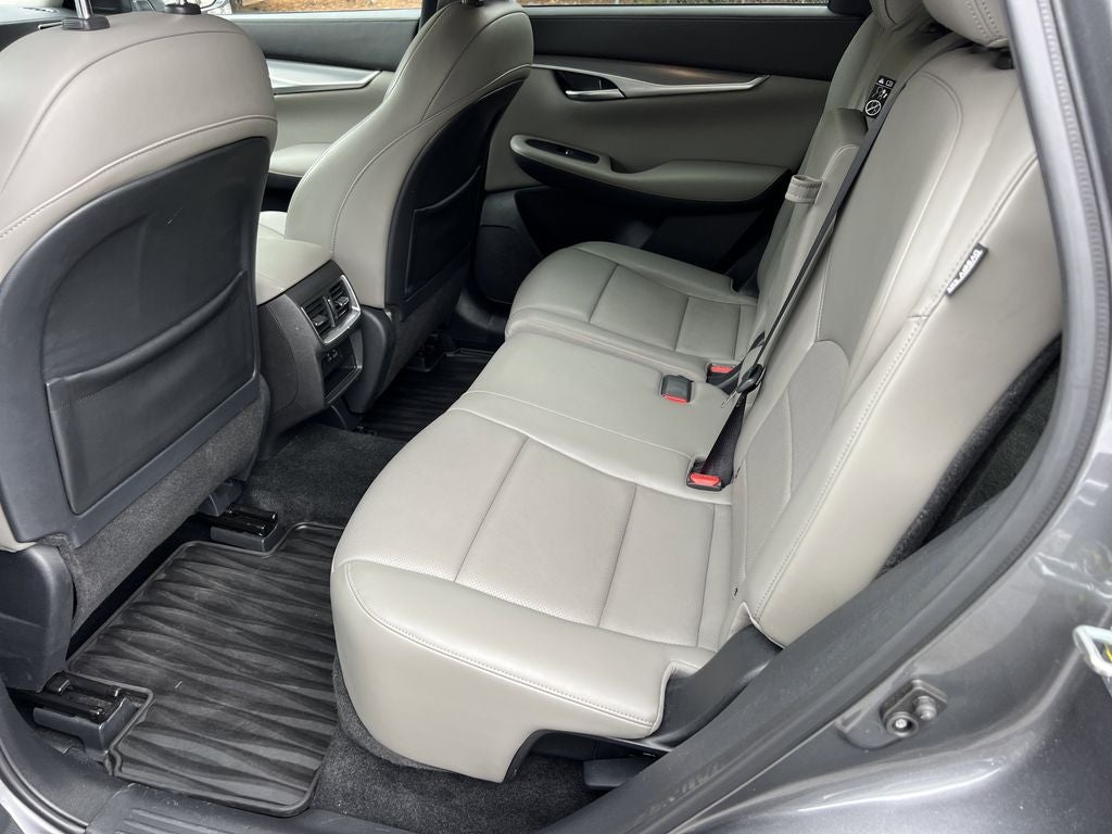 2023 INFINITI QX50 LUXE AWD