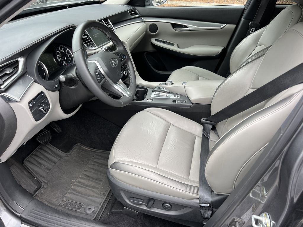 2023 INFINITI QX50 LUXE AWD