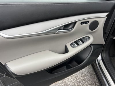 2023 INFINITI QX50 LUXE AWD