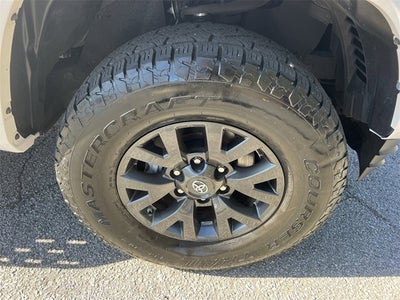 2020 Toyota Tacoma SR5 V6