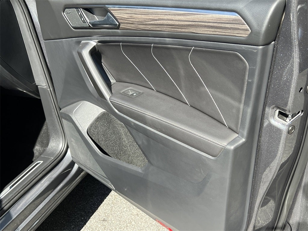 2024 Volkswagen Tiguan 2.0T SEL R-Line