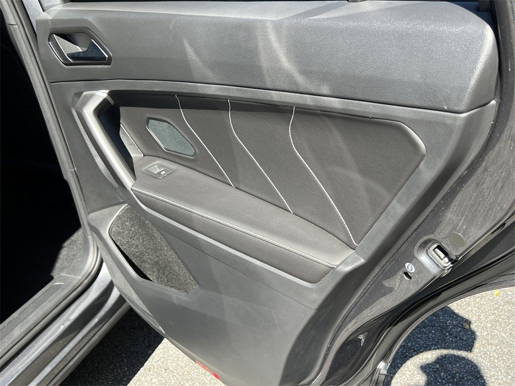 2024 Volkswagen Tiguan 2.0T SEL R-Line