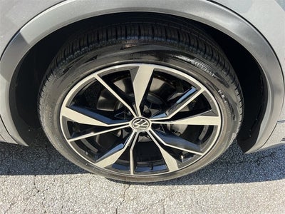 2024 Volkswagen Tiguan 2.0T SEL R-Line