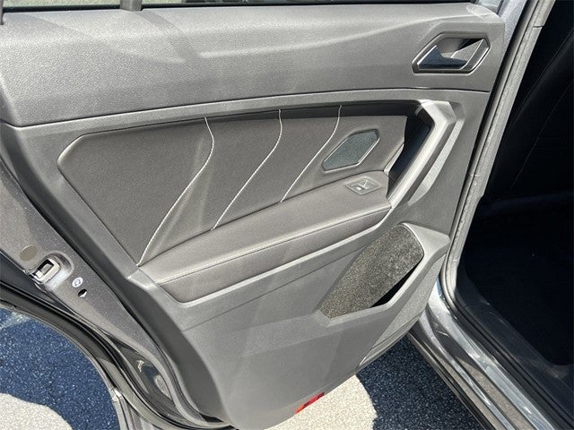 2024 Volkswagen Tiguan 2.0T SEL R-Line