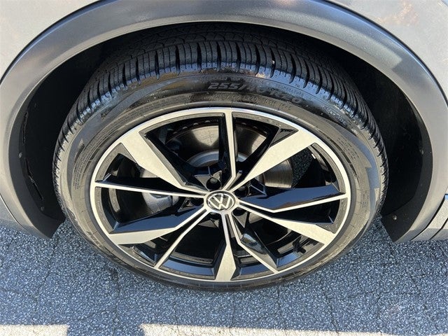 2024 Volkswagen Tiguan 2.0T SEL R-Line
