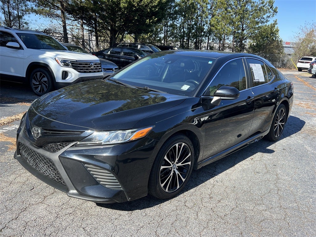 2019 Toyota Camry SE