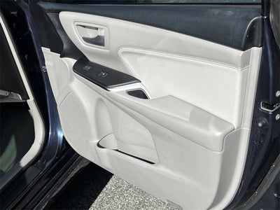 2017 Toyota Camry XLE