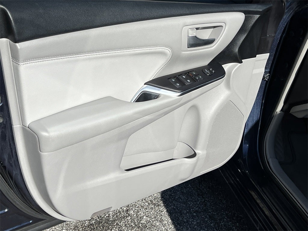 2017 Toyota Camry XLE