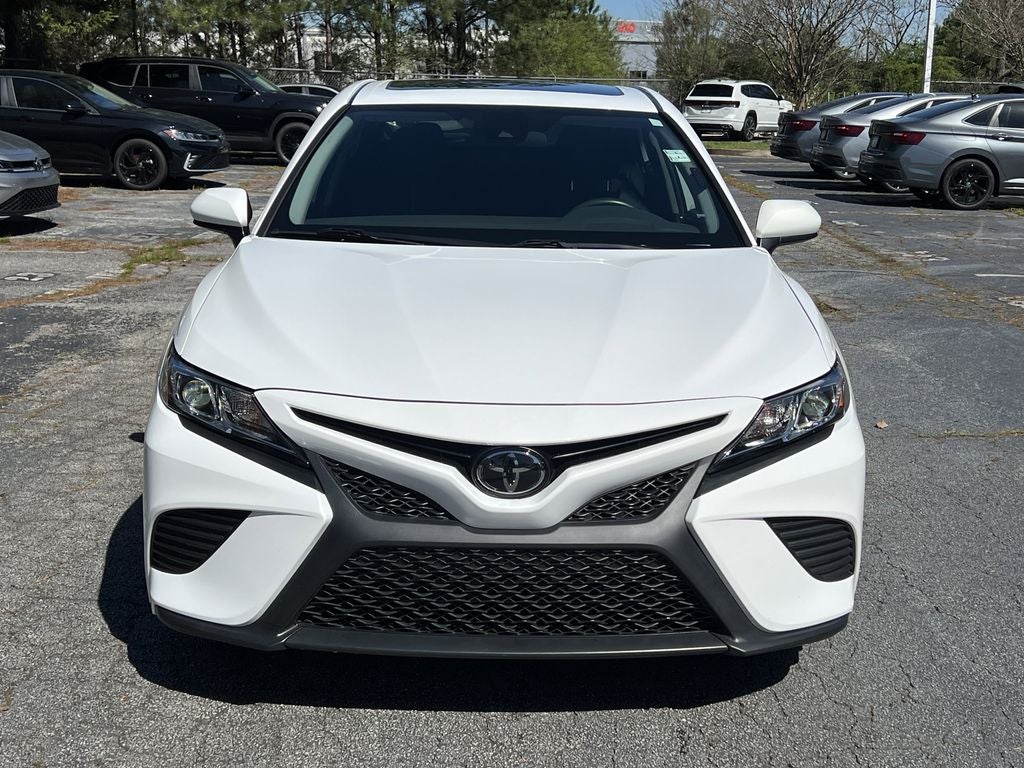2020 Toyota Camry SE