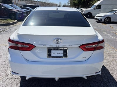 2020 Toyota Camry SE