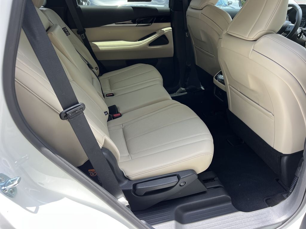2025 INFINITI QX60 Pure FWD