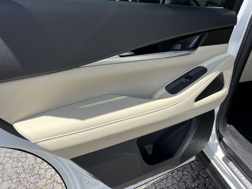 2025 INFINITI QX60 Pure FWD
