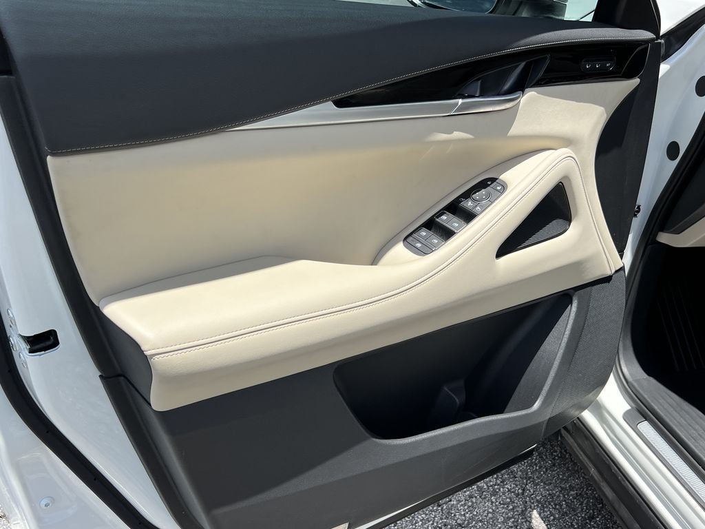 2025 INFINITI QX60 Pure FWD