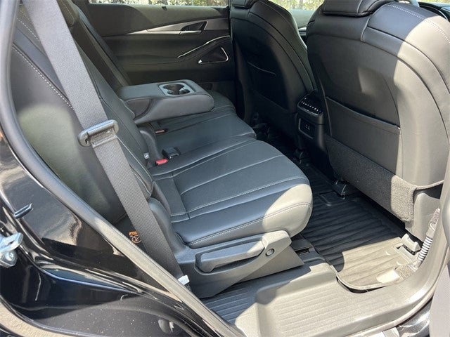 2025 INFINITI QX60 Luxe FWD