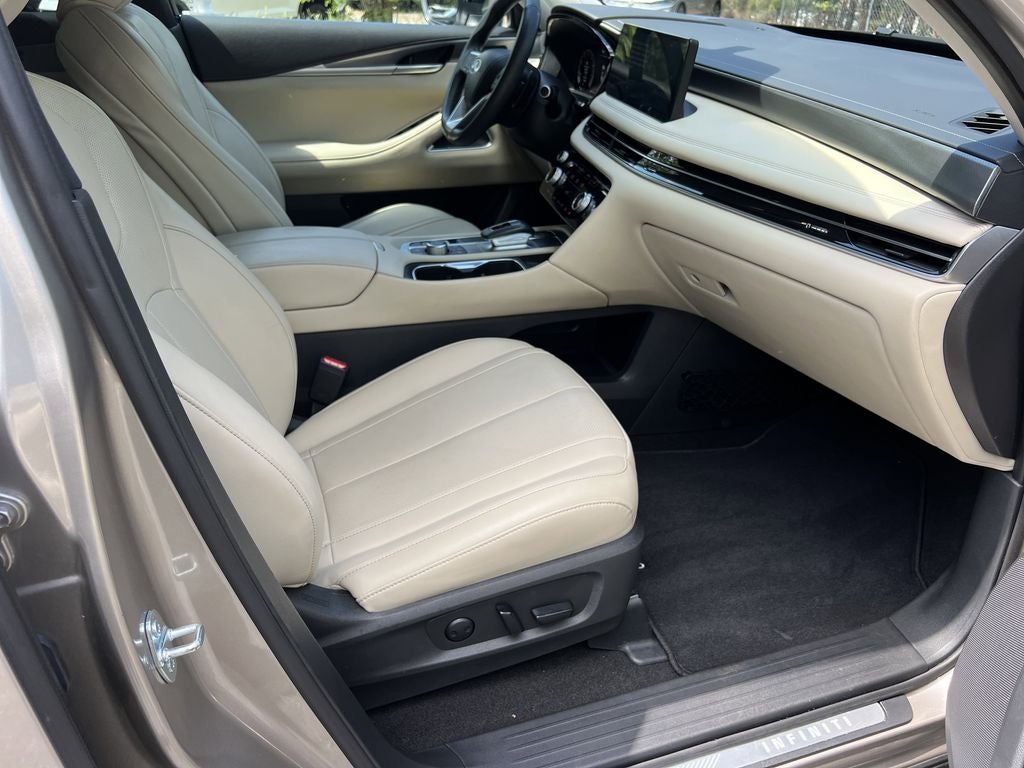 2023 INFINITI QX60 LUXE AWD