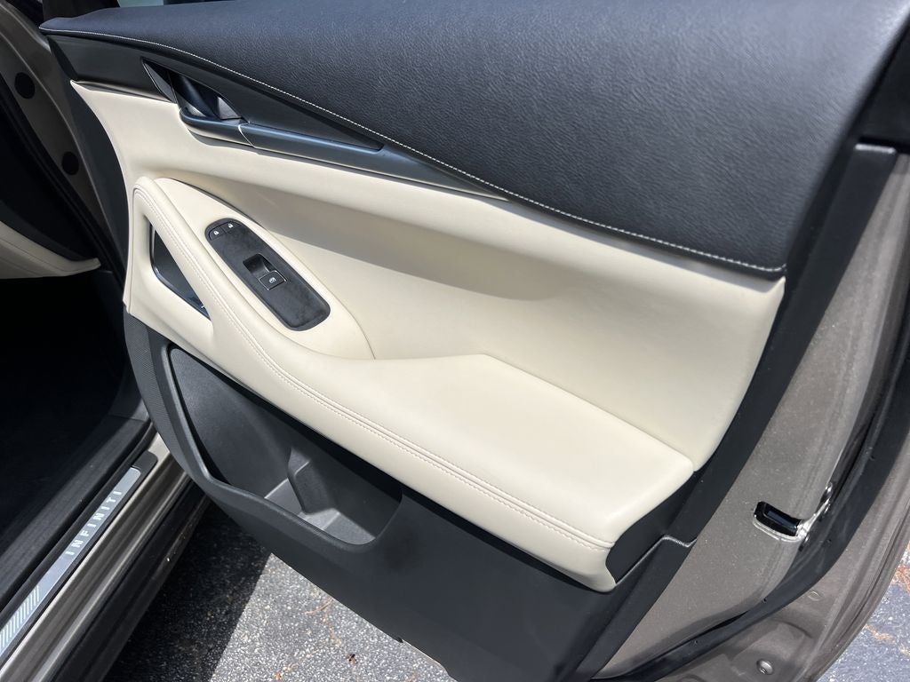 2023 INFINITI QX60 LUXE AWD