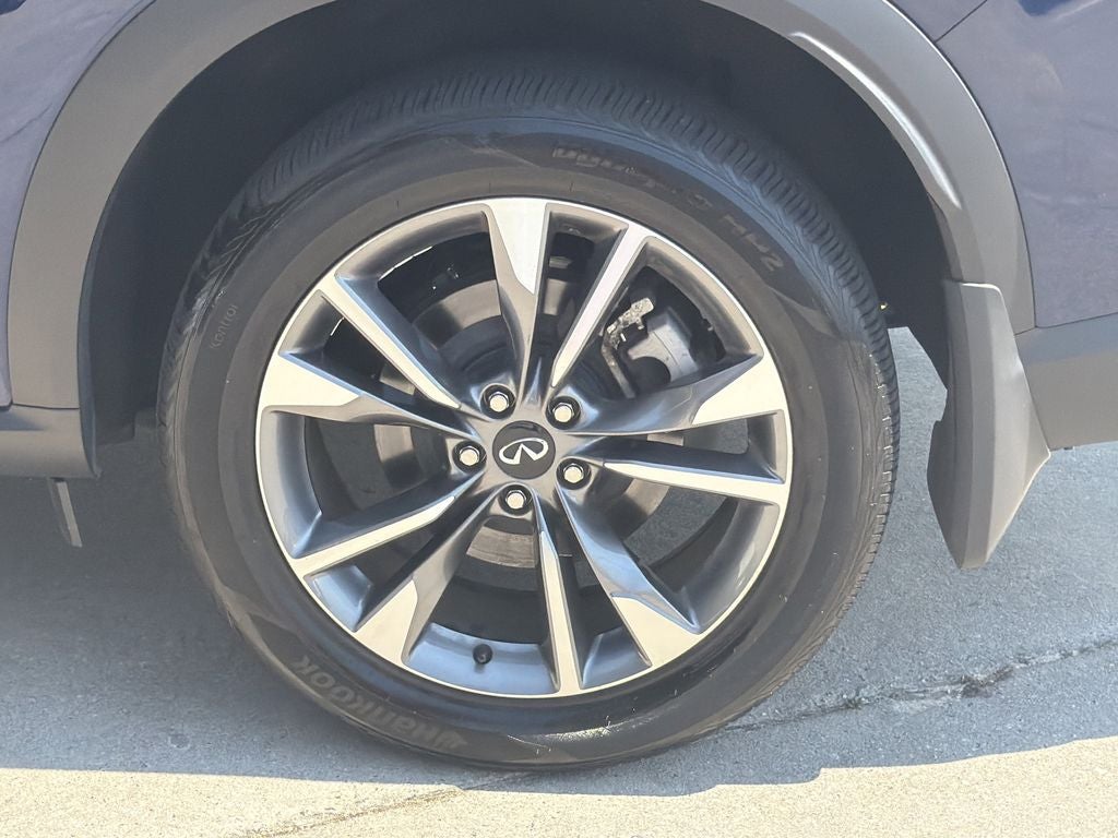 2023 INFINITI QX60 LUXE AWD