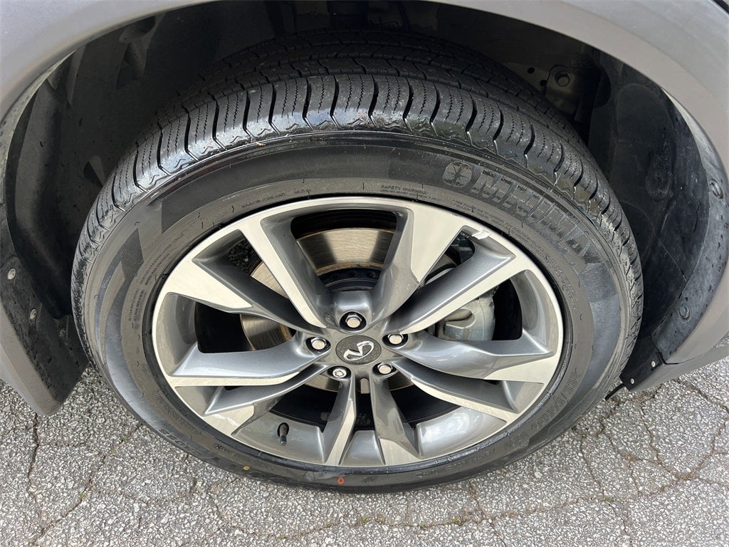 2023 INFINITI QX60 LUXE AWD