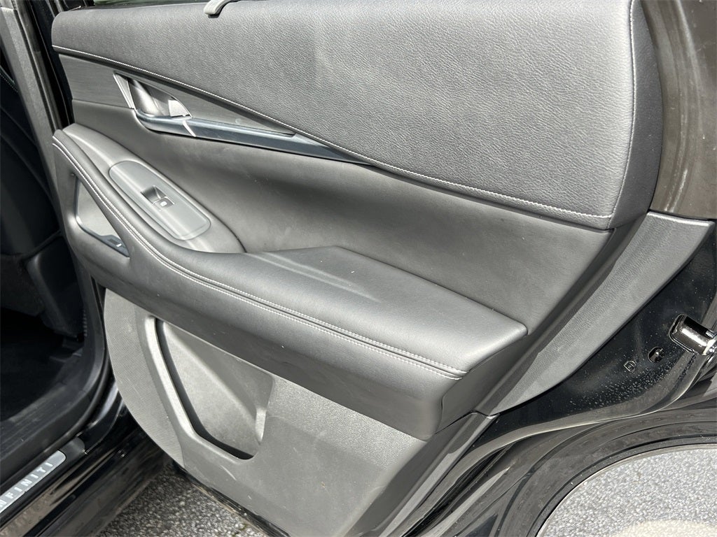 2023 INFINITI QX60 LUXE AWD