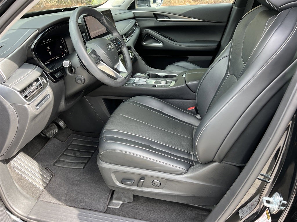 2023 INFINITI QX60 LUXE AWD