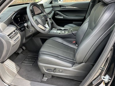 2023 INFINITI QX60 LUXE AWD