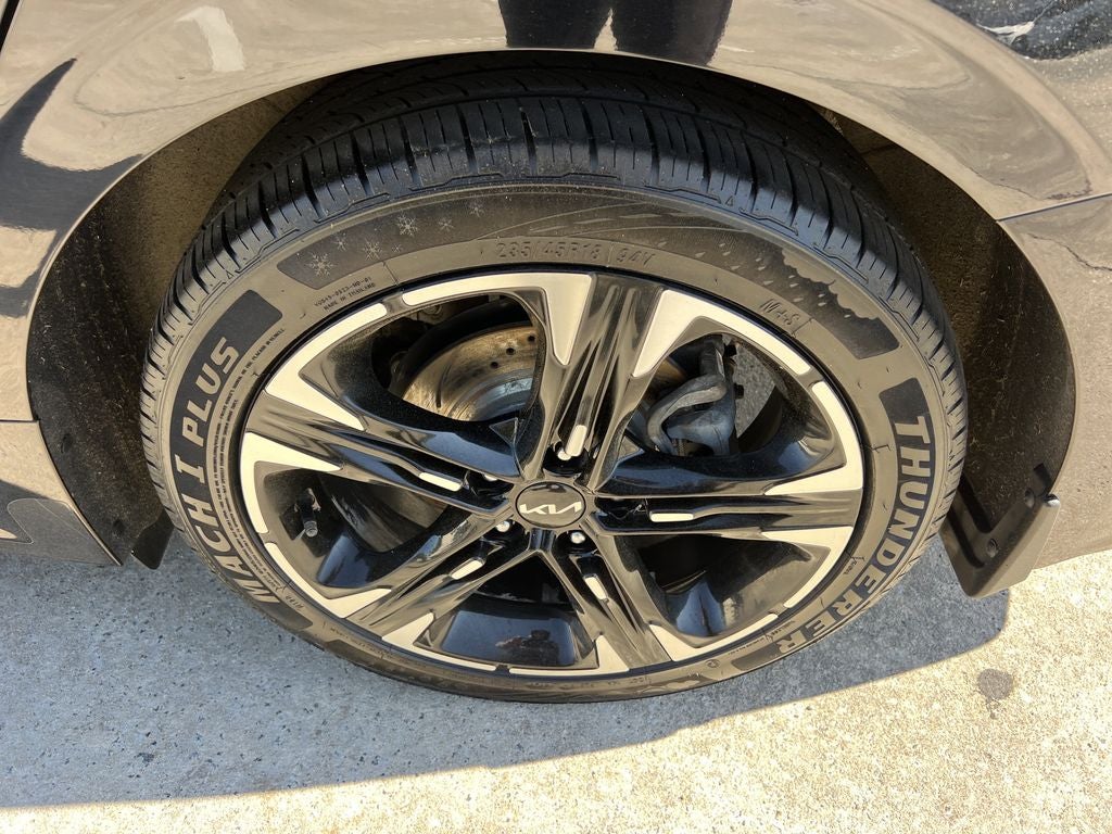 2023 Kia K5 GT-Line