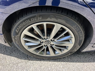 2023 INFINITI Q50 LUXE RWD