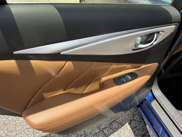 2023 INFINITI Q50 LUXE RWD