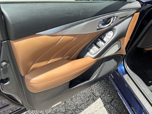 2023 INFINITI Q50 LUXE RWD