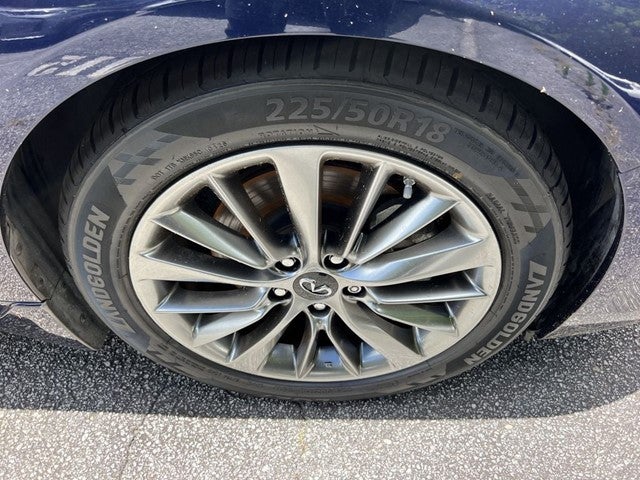 2023 INFINITI Q50 LUXE RWD