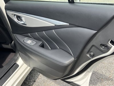 2022 INFINITI Q50 LUXE AWD