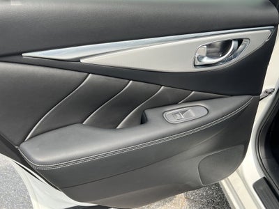 2022 INFINITI Q50 LUXE AWD