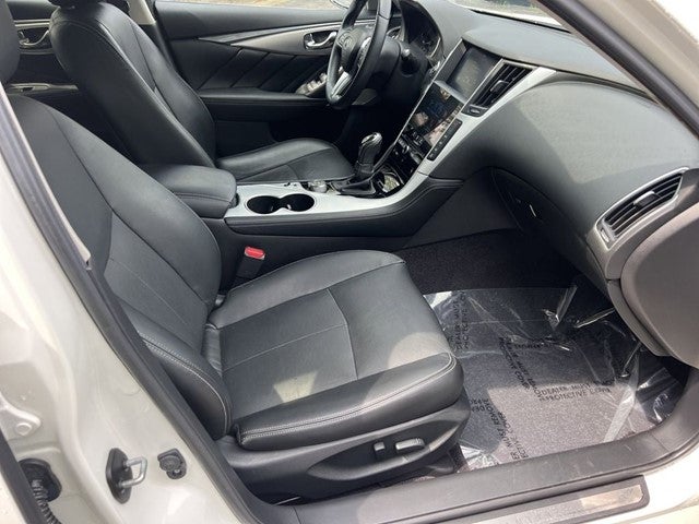 2022 INFINITI Q50 LUXE AWD